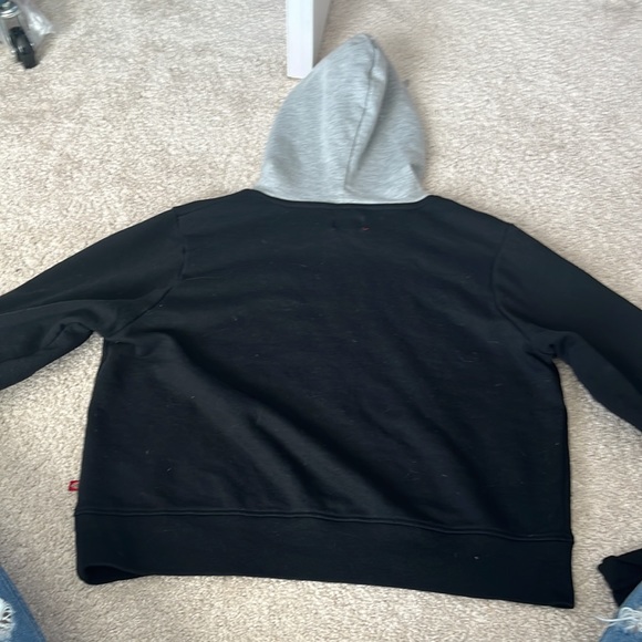 Cropped hoodie - Picture 2 of 3